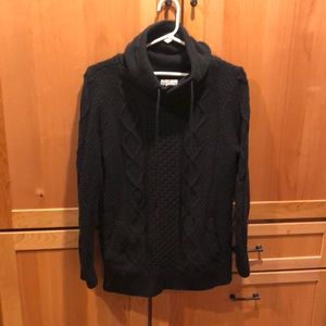 Heavier sweater from LL Bean Signature.  Women’s size M.   Black